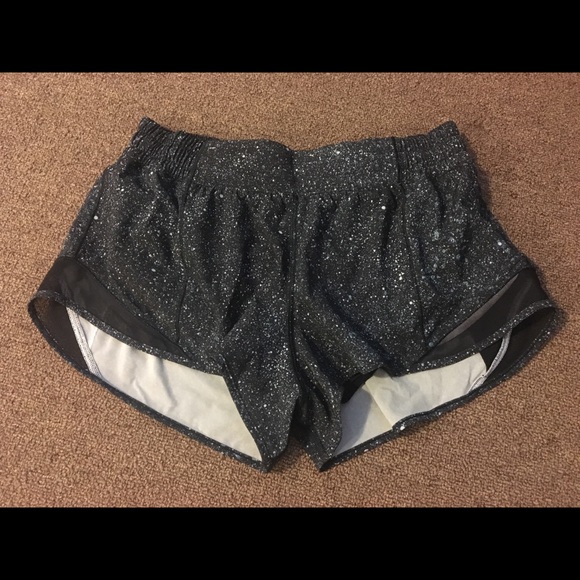 lululemon athletica Pants - Lululemon Hotty Hot Short